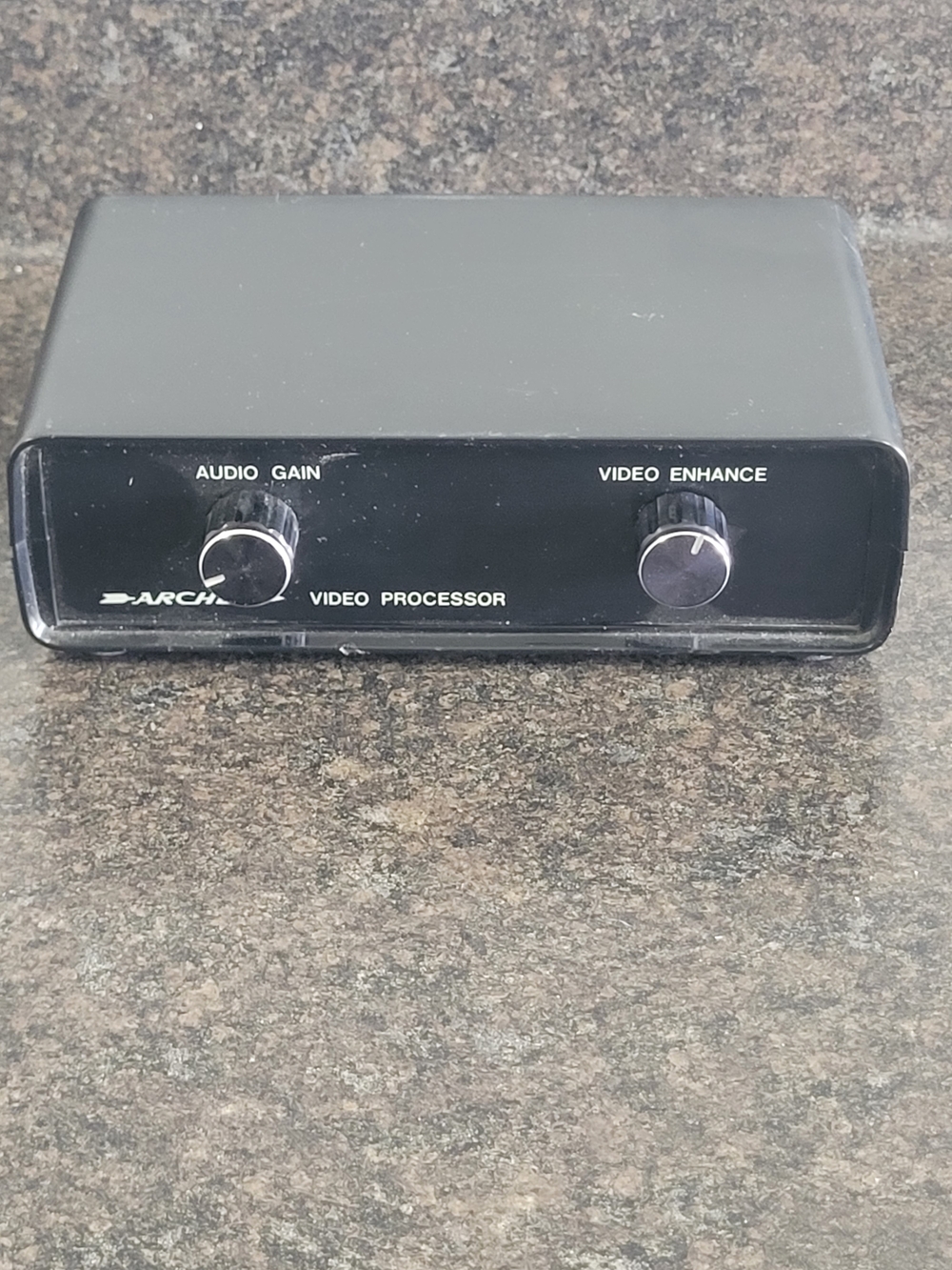 Arche Black Video Processor Signal Enhancer 15-1955A